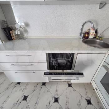 Продается 1-комнатная квартира, 40,8 м²