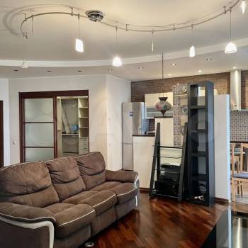 Сдается Многокомнатная квартира, 107 м²