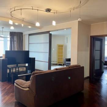 Сдается Многокомнатная квартира, 107 м²