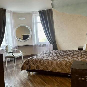 Сдается Многокомнатная квартира, 107 м²