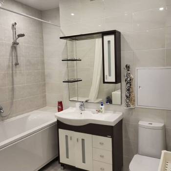 Сдается 2-х комнатная квартира, 73 м²