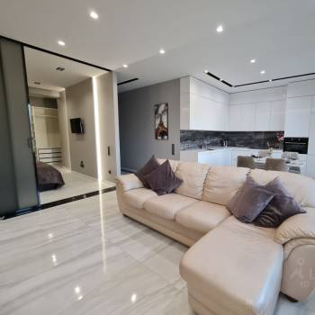 Сдается 2-х комнатная квартира, 72 м²