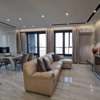Сдается 2-х комнатная квартира, 72 м²