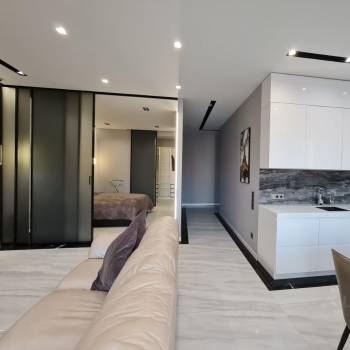 Сдается 2-х комнатная квартира, 72 м²