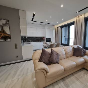 Сдается 2-х комнатная квартира, 72 м²