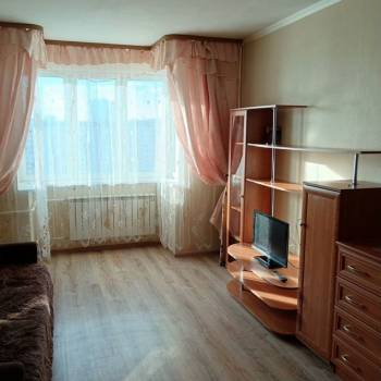 Сдается 1-комнатная квартира, 47 м²