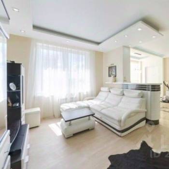 Сдается Многокомнатная квартира, 95 м²