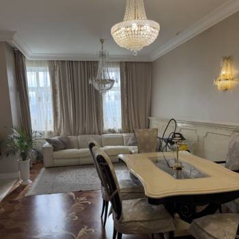 Продается 3-х комнатная квартира, 147,2 м²