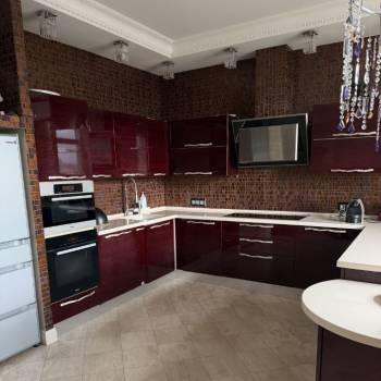 Продается 3-х комнатная квартира, 147,2 м²
