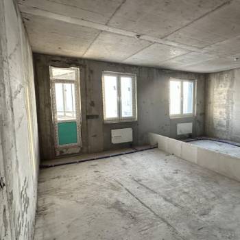 Продается Многокомнатная квартира, 185,8 м²
