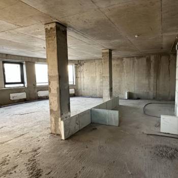 Продается Многокомнатная квартира, 185,8 м²