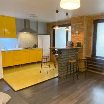 Продается 3-х комнатная квартира, 63 м²