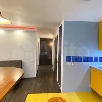 Продается 3-х комнатная квартира, 63 м²