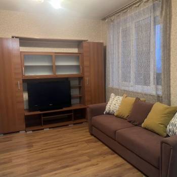 Сдается 1-комнатная квартира, 40 м²