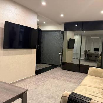 Сдается Многокомнатная квартира, 60 м²