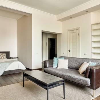 Продается 1-комнатная квартира, 40 м²