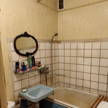 Продается 1-комнатная квартира, 32 м²
