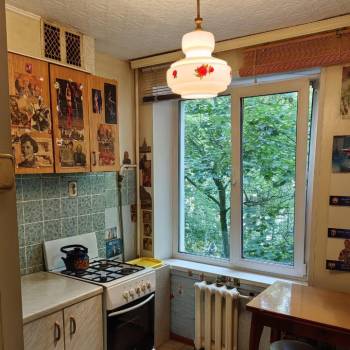Продается 1-комнатная квартира, 32 м²