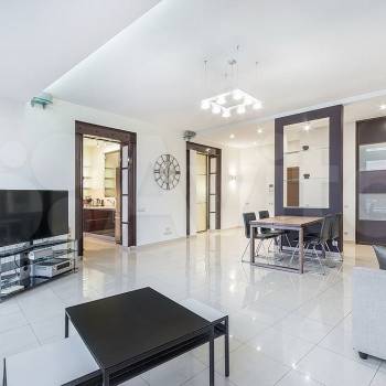Сдается Многокомнатная квартира, 100 м²