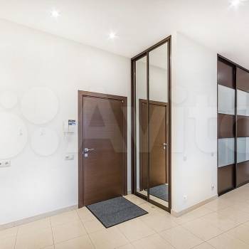 Сдается Многокомнатная квартира, 100 м²