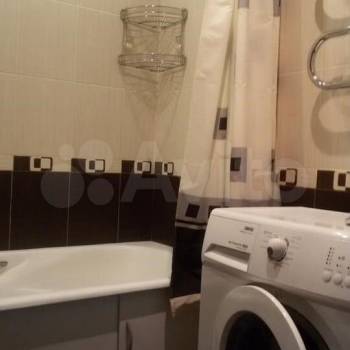 Продается 1-комнатная квартира, 39 м²