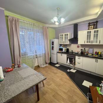 Сдается 2-х комнатная квартира, 70 м²