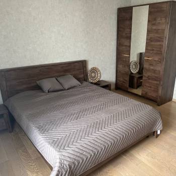 Сдается Многокомнатная квартира, 156 м²