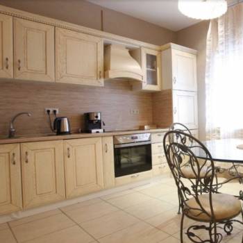 Сдается Многокомнатная квартира, 156 м²