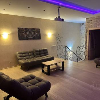 Сдается Многокомнатная квартира, 156 м²