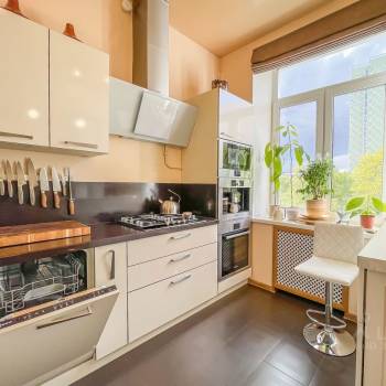 Сдается 2-х комнатная квартира, 56,3 м²
