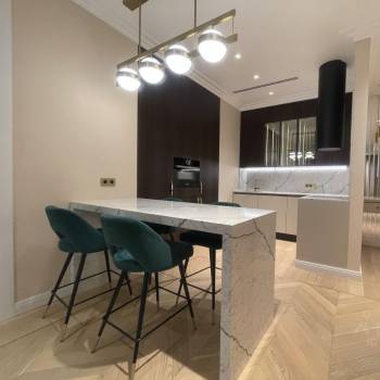 Сдается Многокомнатная квартира, 90 м²