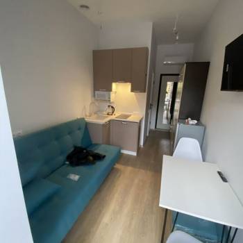 Продается 1-комнатная квартира, 11 м²