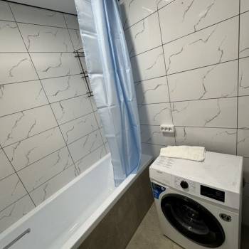 Сдается 2-х комнатная квартира, 64 м²