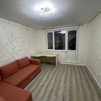 Сдается 2-х комнатная квартира, 64 м²