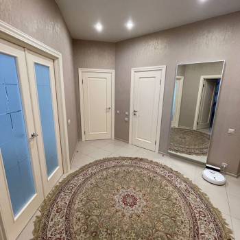 Сдается 2-х комнатная квартира, 70 м²