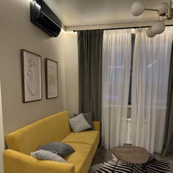 Продается 2-х комнатная квартира, 56 м²
