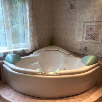 Продается Многокомнатная квартира, 120 м²