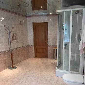 Продается Многокомнатная квартира, 120 м²