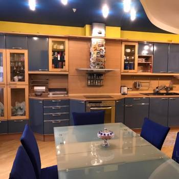 Продается Многокомнатная квартира, 120 м²
