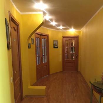 Продается Многокомнатная квартира, 120 м²