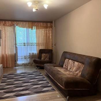 Сдается Многокомнатная квартира, 60 м²