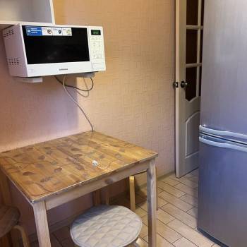 Сдается Многокомнатная квартира, 60 м²