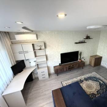 Продается 2-х комнатная квартира, 56,3 м²