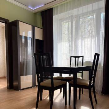 Сдается 2-х комнатная квартира, 42 м²