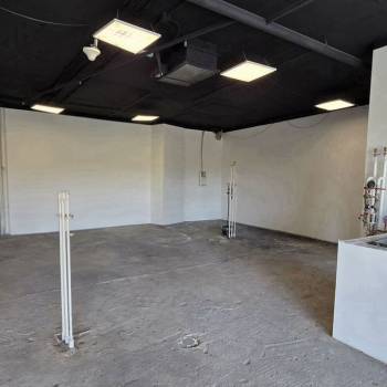 Сдается Нежилое помещение, 330 м²