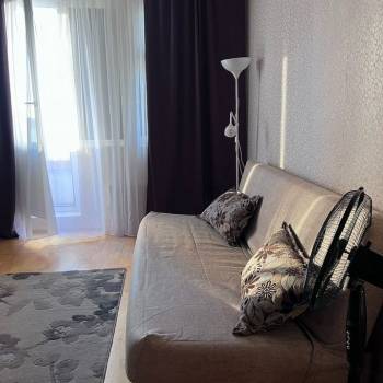 Сдается 1-комнатная квартира, 38 м²