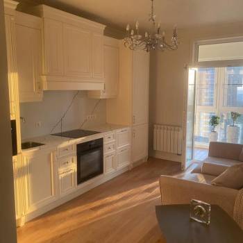 Продается 1-комнатная квартира, 46,5 м²