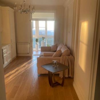 Продается 1-комнатная квартира, 46,5 м²