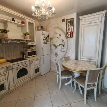 Сдается 2-х комнатная квартира, 68 м²