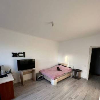Продается 1-комнатная квартира, 41 м²